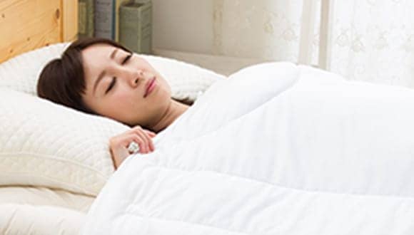 普通の方が寝ているの布団